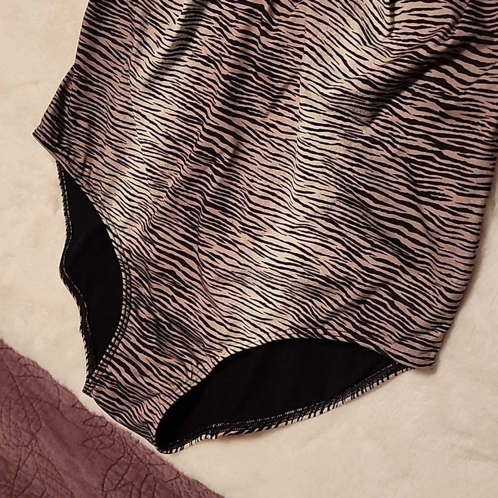 NWT PRIMA DONNA SWIM WILD SIDE. - Picture 5 of 11